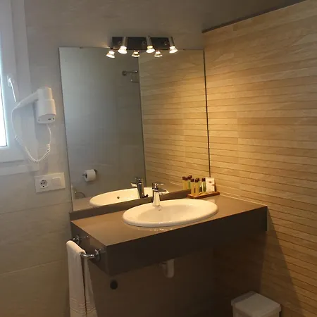 Rayma I-ii-iii Apartamento Cala Blanca (Menorca)